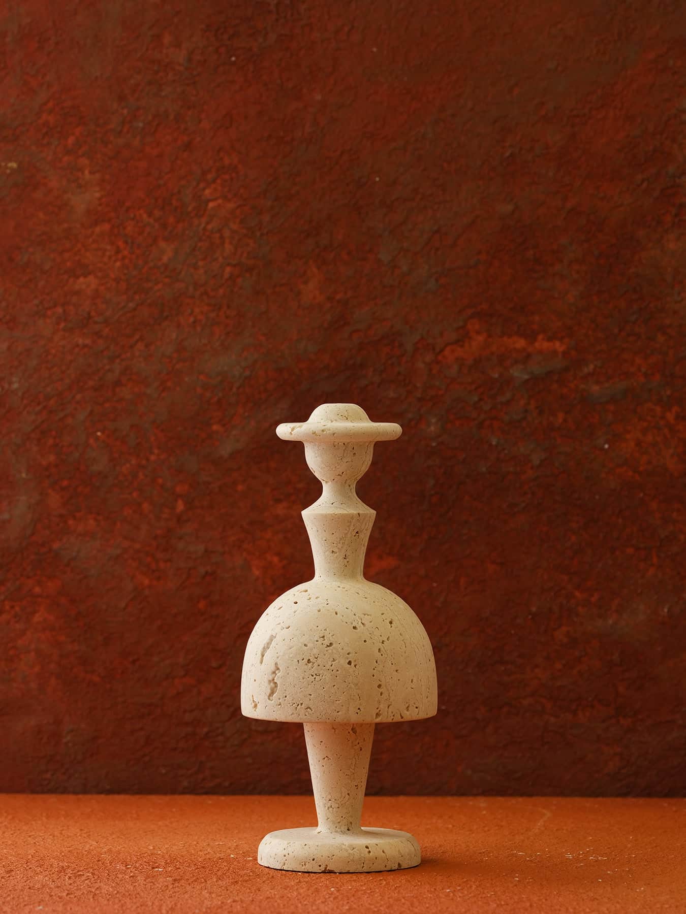 Talia interieurs Silhouette en travertin féminin